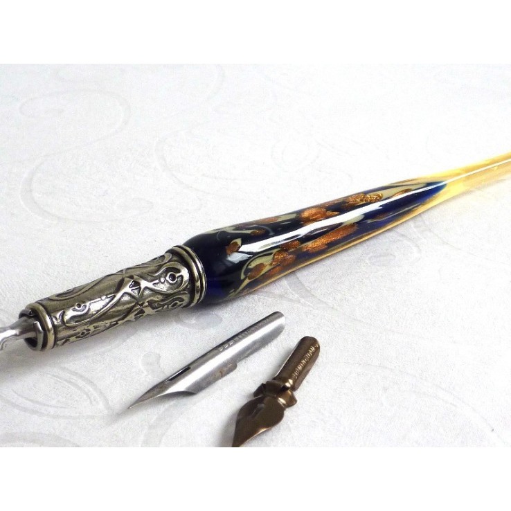 Hoja de oro de cristal Caligrafía Pluma y tinta