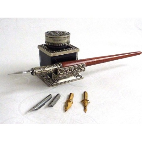 Stylo de calligraphie en bois et encrier