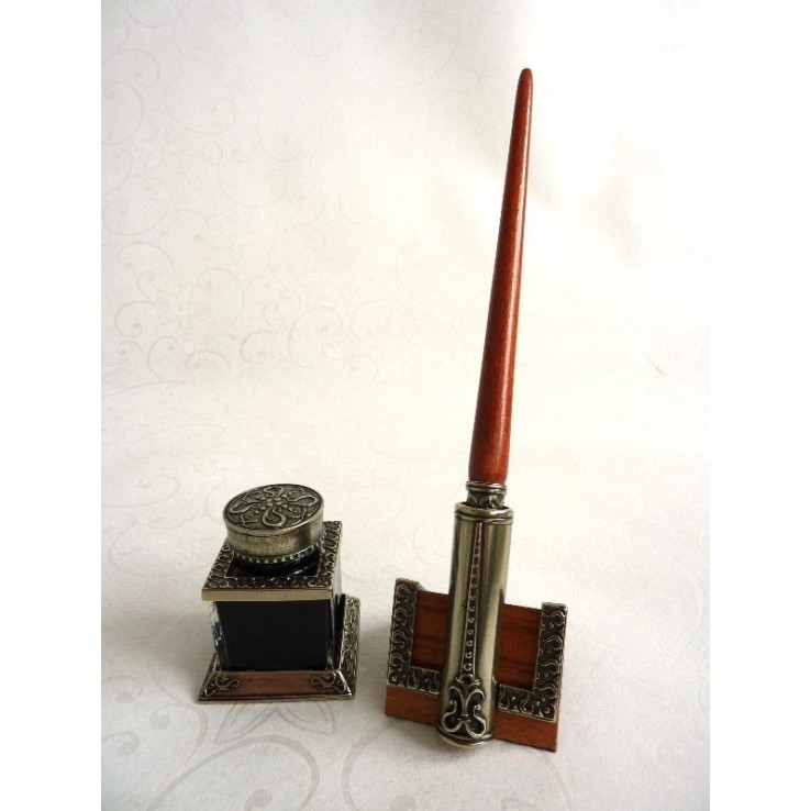 Hölzerne Kalligraphie Feder, Tintenfass und Stifthalter