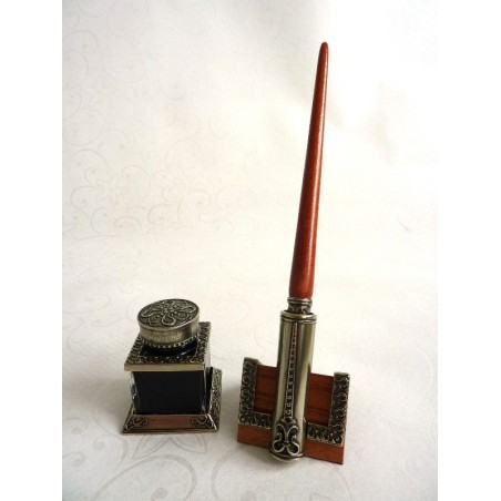 Stylo en bois calligraphie, encrier et porte-stylo