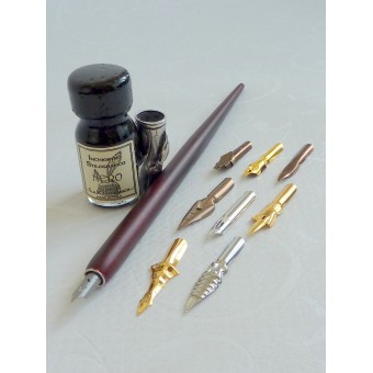 Penna calligrafica in legno