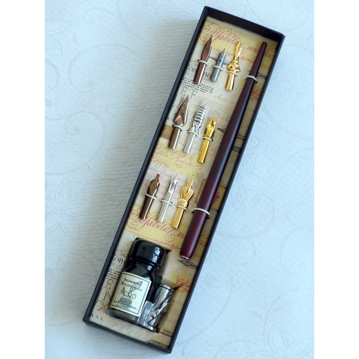 Penna calligrafica in legno