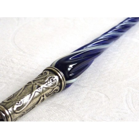 Calligrafia penna e inchiostro di vetro - vetro ritorto