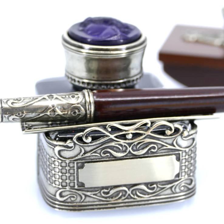 Set da scrivania per calligrafia in legno - Angolo