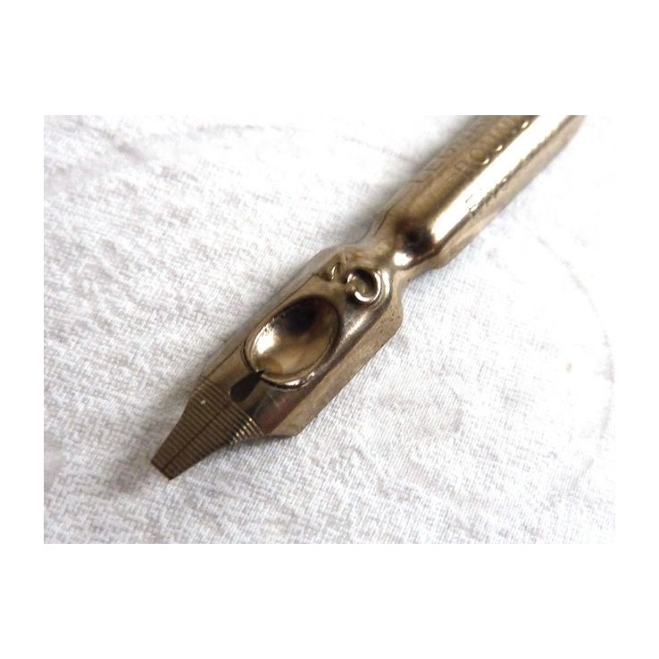 Pyöreä käsi kalligrafiaa terät ja säiliöt